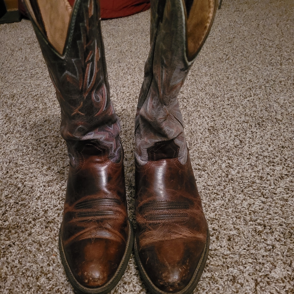 Twisted X Round Toe Cowboy Boots
